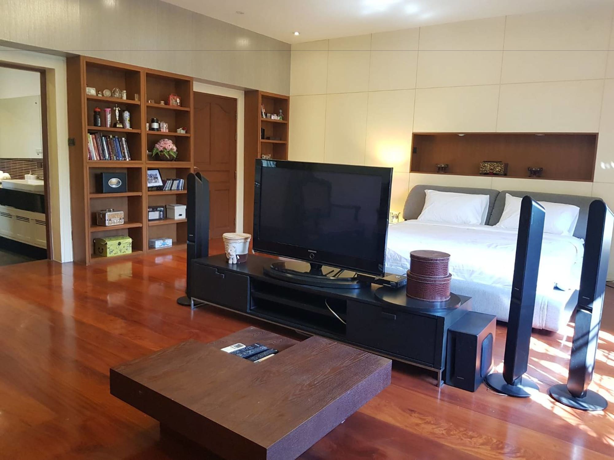 Prompimarn Villa Toscana Bangkok Exteriör bild